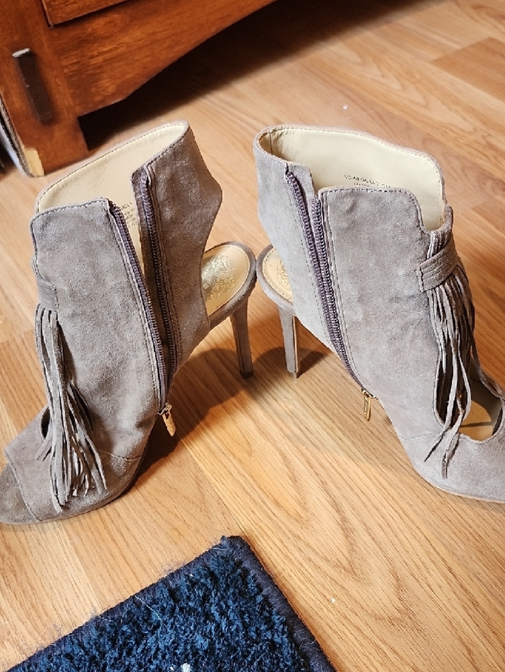 Vince Camuto Gray Suede Fringed Peep-Toe Ankle Heels - Picture 7 of 12